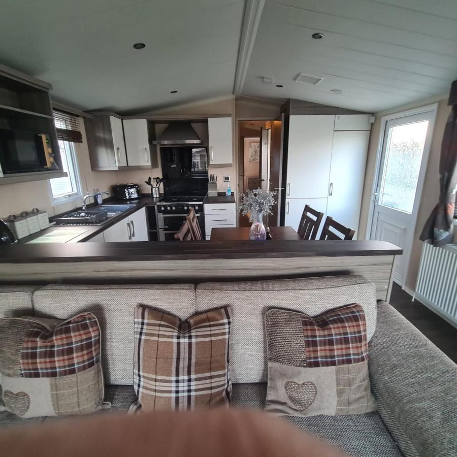 Oscars Caravan Abergele Exterior photo
